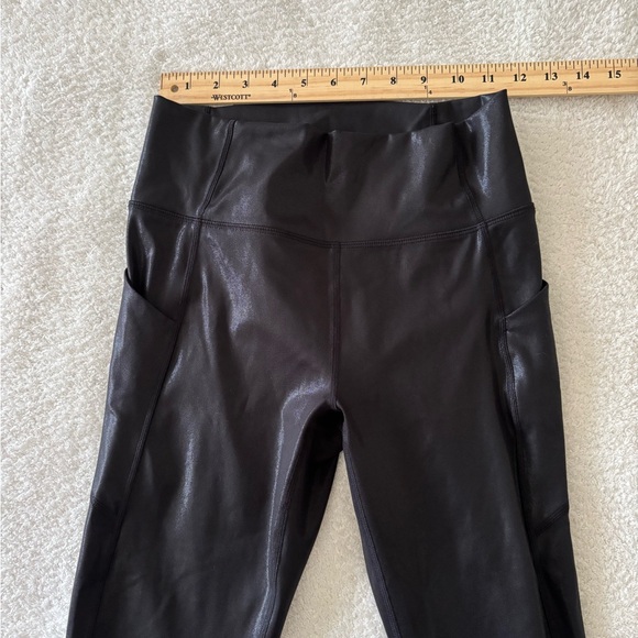 Fabletics Black High-Waisted Leggings Size Small - Picture 4 of 10